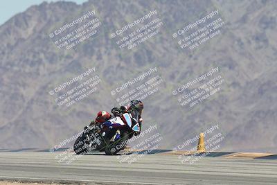 media/Sep-20-2025-Race Pace (Sat) [[d4e1b33f4d]]/Non Verified/Turn 9 (11am)/